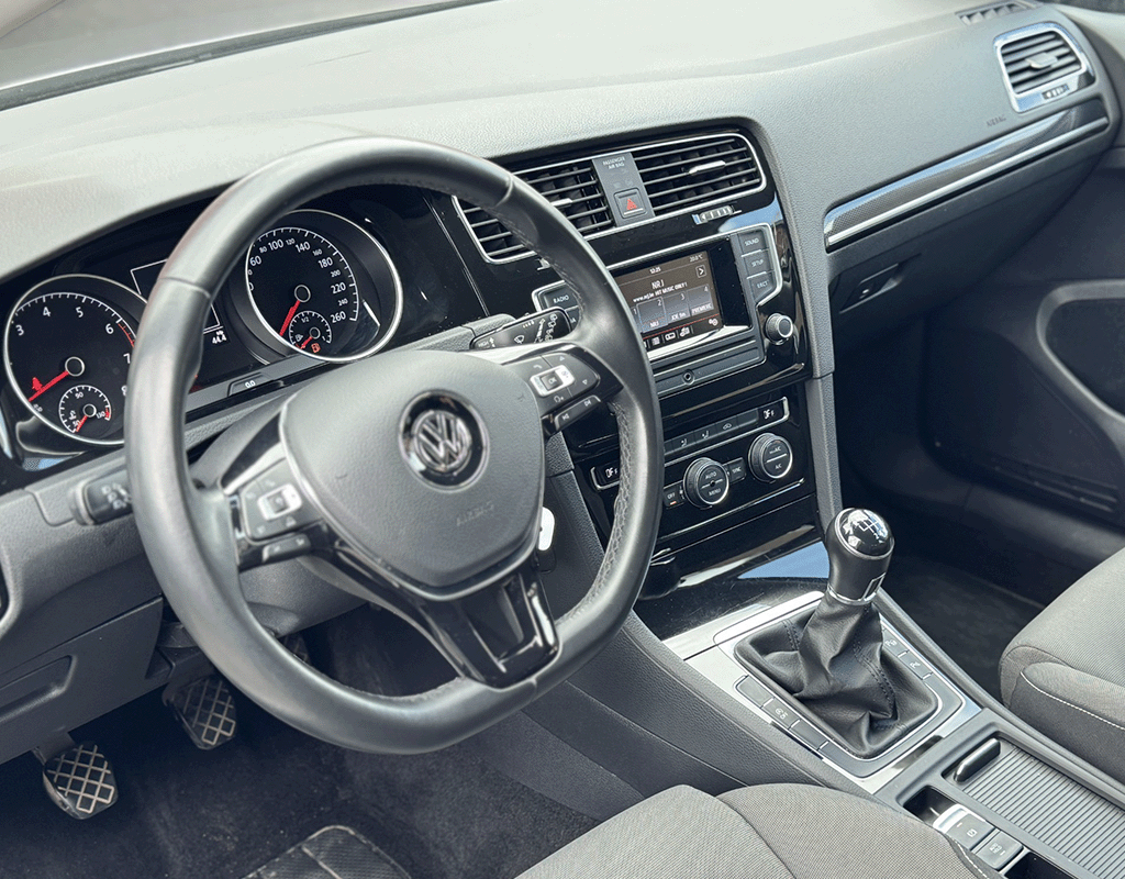 Volkswagen Golf VII