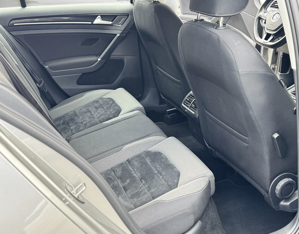 Volkswagen Golf VII