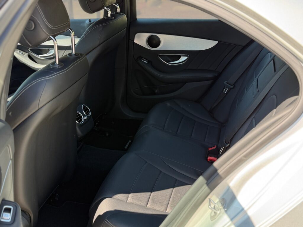 Mercedes-Benz C180