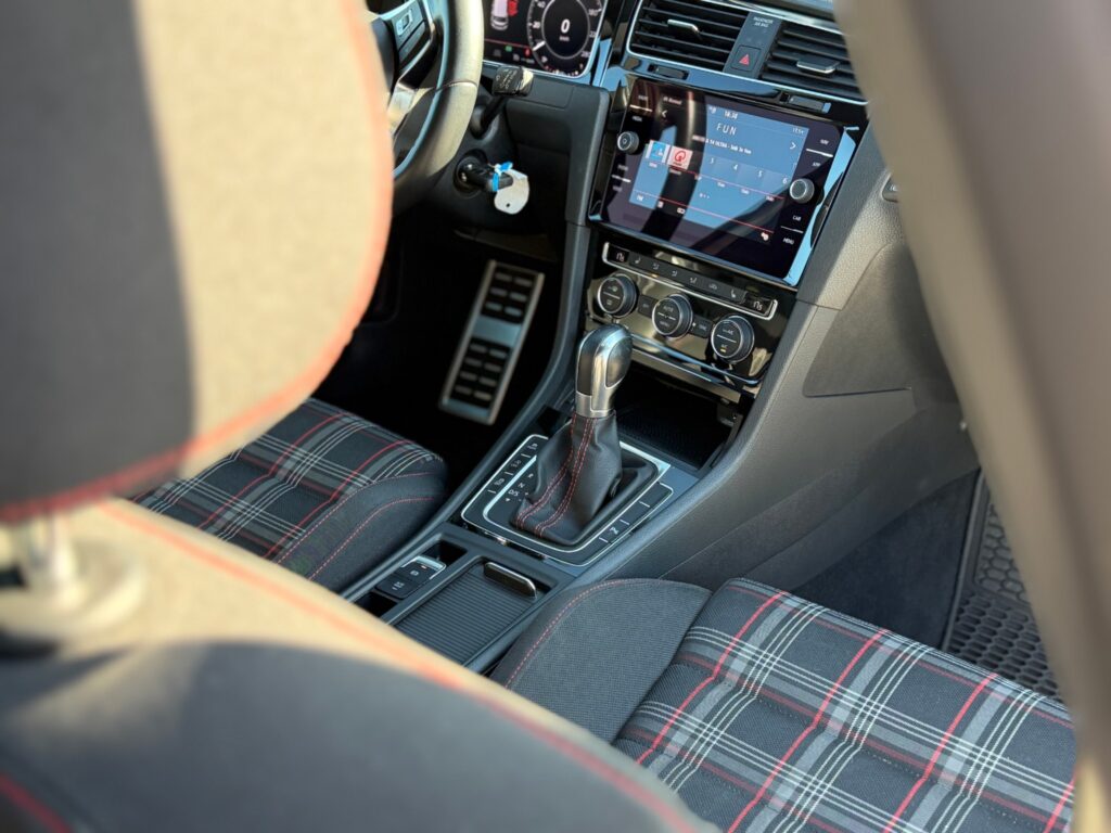 Volkswagen Golf VII GTI