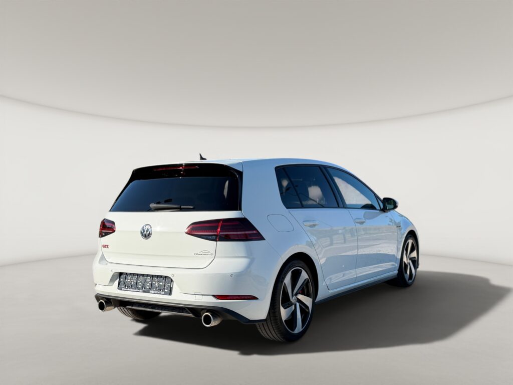 Volkswagen Golf VII GTI