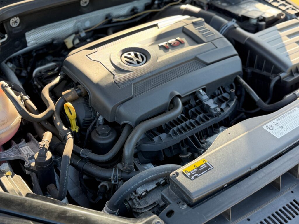 Volkswagen Golf VII GTI
