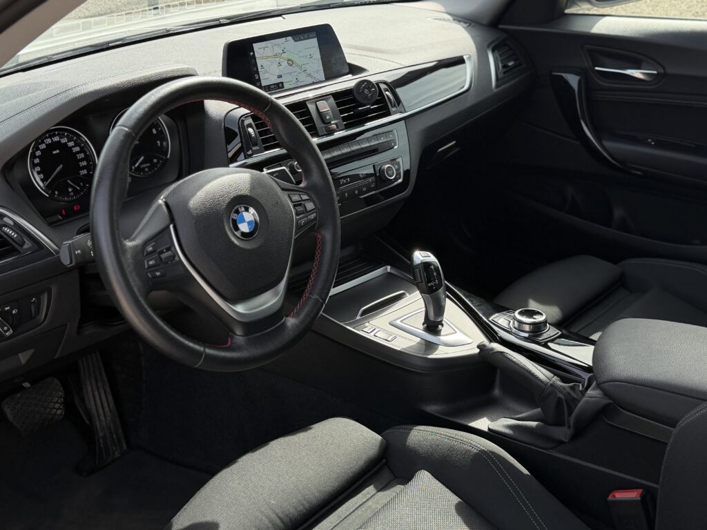 BMW 218i